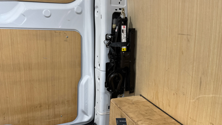 Ford Transit Custom 300 L1 Diesel Fwd 2.0 EcoBlue 136ps H1 Van Limited